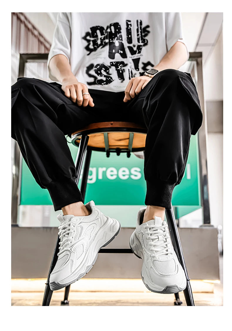 Herren-Speed-Freizeitsneaker für Frühling und Sommer, mit weicher Sohle, rutschfest, atmungsaktiv, Outdoor-Laufschuhe, modische Youth Joker Sportschuhe