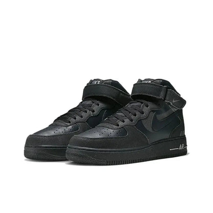 Nike Air Force 1 Mid Unisex-sneakers – ankelstöd, klassisk dämpad komfort och slitstark för att kunna bäras hela dagen DQ7666-001