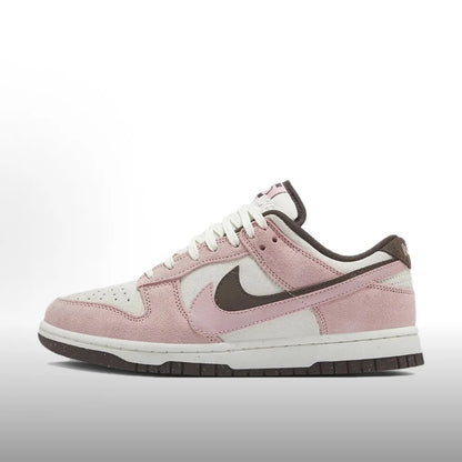 Nike Dunk SB Unisex Skateboarding Shoes Classic Retro Style Padded Collar BQ6817-302