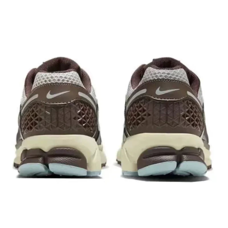 Nike Air Zoom Vomero 5 -retrotyyliset matalavartiset vapaa-ajan treenikengät / kaupunkijuoksukengät naisille FD9920-022