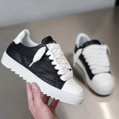 Chaussures de skate décontractées et respirantes pour hommes, semelle épaisse, baskets de sport polyvalentes, en toile grise denim imprimée, style spray, chaussures en toile