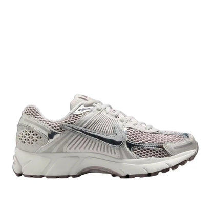 Nike Zoom Vomero 5 Kényelmes, sokoldalú, tartós, lélegző, alacsony szárú női futócipő Ezüst HV6417-001