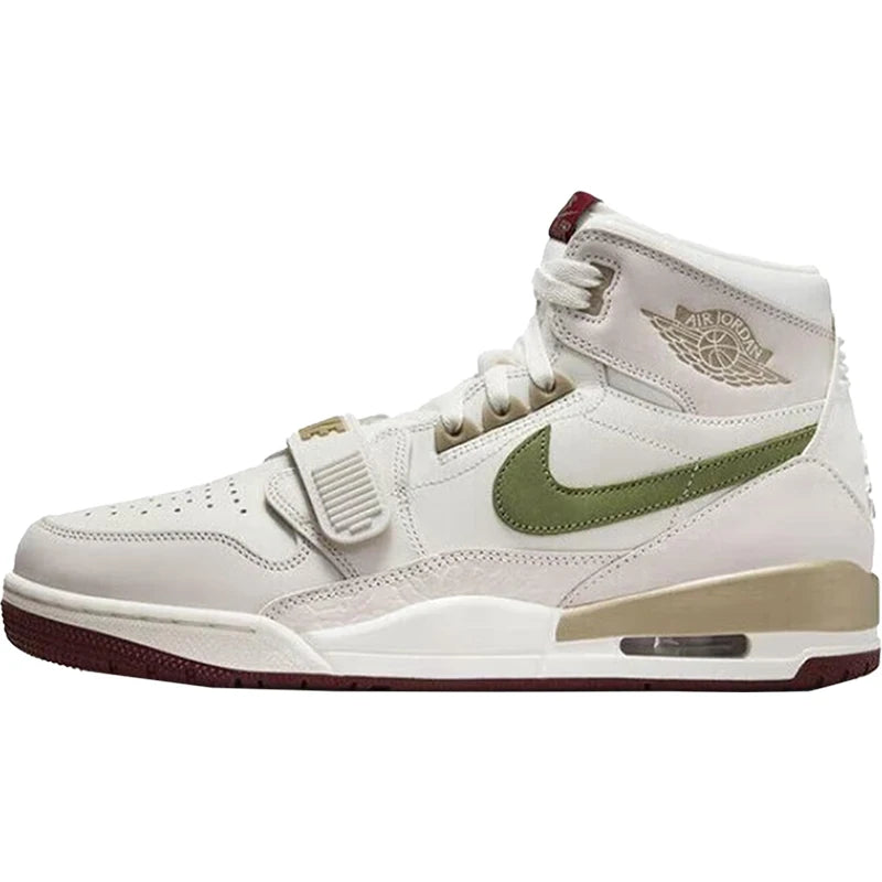 Nike:n aidot Air Jordan -miesten korkeavartiset, kestävät vapaa-ajan kengät HF0745-131