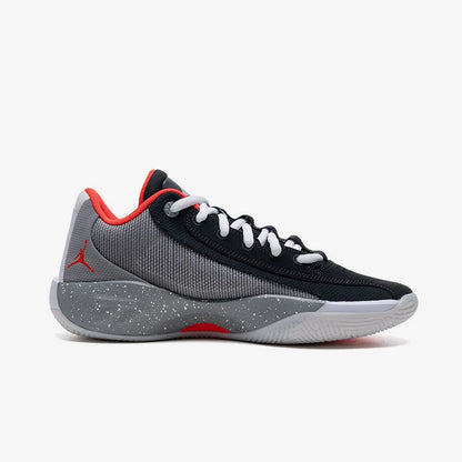 Nike, aito JORDAN miesten urheilukenkä, kulutusta kestävä, matalavartinen, iskunvaimentava koripallokenkä HF0819-005