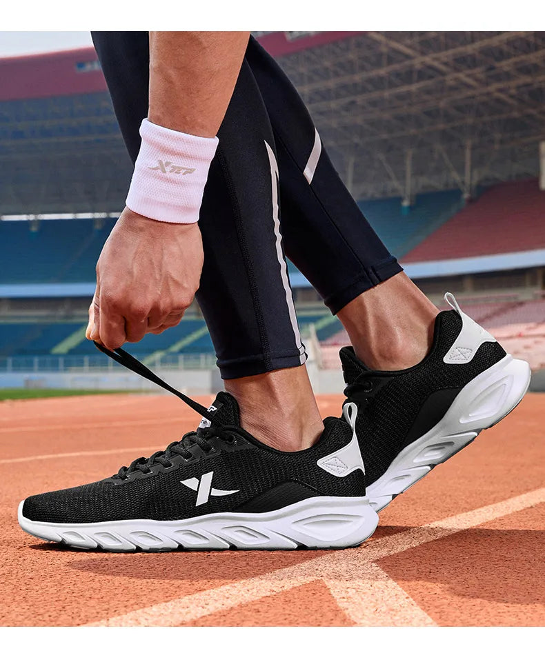 Xtep Running Shoes for Men 2025 Spring Sweat-Absorbing Sports Shoes Wear-Resistant Stability Sporty Sports Sneakers 880119115131