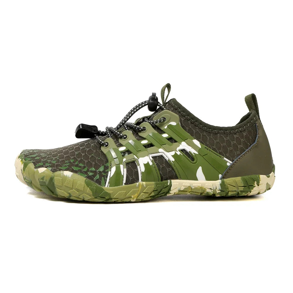 Men's and women's water shoes, upstream wading swimming barefoot five-finger aqua shoes, colorful beach seaside light unisex sneakers new