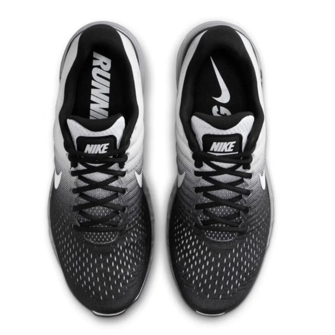 Nové lehké a odolné volnočasové boty Nike z řady Air Max s celoplošným vzduchovým polstrováním, které zajišťují pohodlí a tlumí nárazy 849559-010