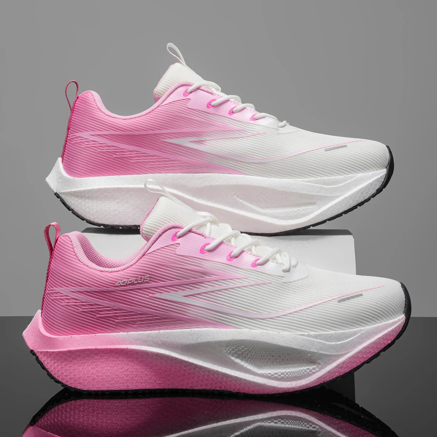 Unisex Sports Shoes Trendy Mesh Breathable Professional Running Shoes Outdoor Fitness Comfortable Lace-Up Sports Shoes for Men