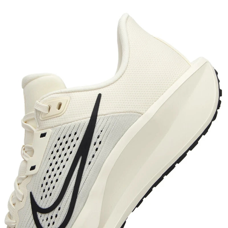 Originálne pánske bežecké tenisky NIKE QUEST 6
