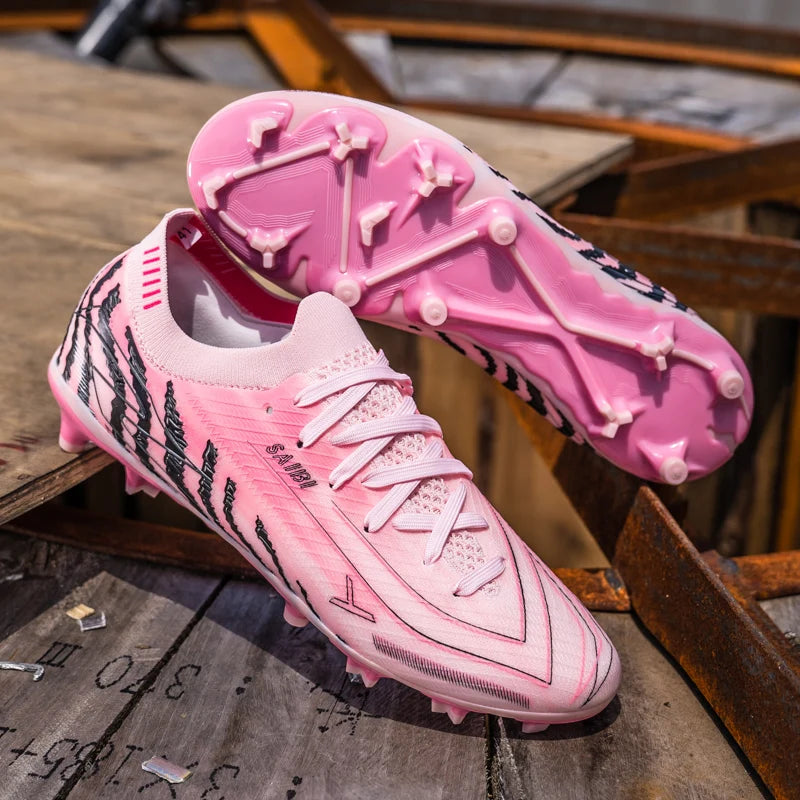Chaussures de football pour hommes AG FG pour terrain ferme, en matériau PU léger, avec crampons renforcés, pour adultes, pour entraînements de football en extérieur et compétitions.