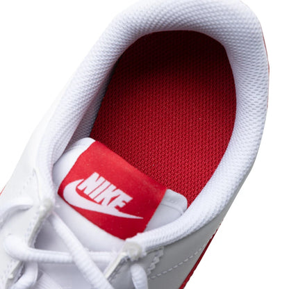 Nike Naisten kengät Cortez Basic Sl (Gs) Urheilukengät, matalavartiset lenkkarit, kevyet ja mukavat retro-vapaa-ajan kengät 904764-101