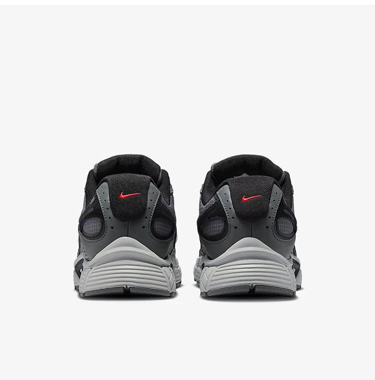 Nike Authentic V5 RNR SE miesten pehmustetut, kulutusta kestävät urheilukengät IM6769-068