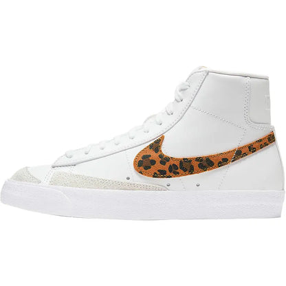 Оригинални дамски ежедневни маратонки Nike Blazer DA8736-101