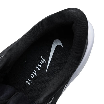 Originálne pánske bežecké tenisky NIKE QUEST 6