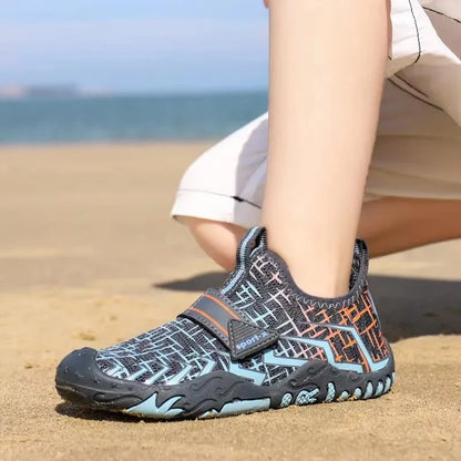 New children's boys and girls beach quick diving shoes, Qianjiang swimming shoes, indoor fitness floor shoes, bathroom shoes, sizes 29-38
