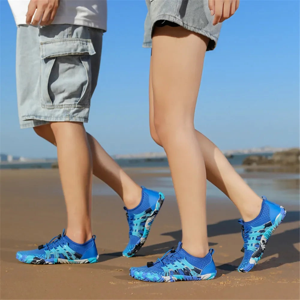 Men's and women's water shoes, upstream wading swimming barefoot five-finger aqua shoes, colorful beach seaside light unisex sneakers new