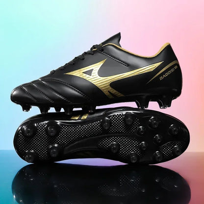 Nouvelles chaussures de football pour hommes, chaussures de football d'intérieur pour adultes, crampons de football antidérapants, crampons de sport ultralégers, crampons de futsal, entraînement sur gazon, confortables.