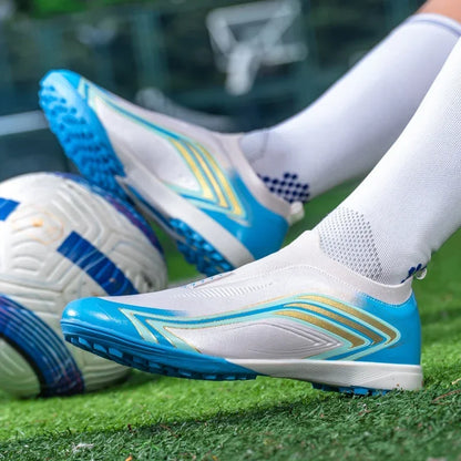 Nouvelles chaussures de football pour hommes, légères, antidérapantes, pour futsal, chaussures de football très vendues, baskets de match, crampons pour terrain intérieur et extérieur, haute qualité