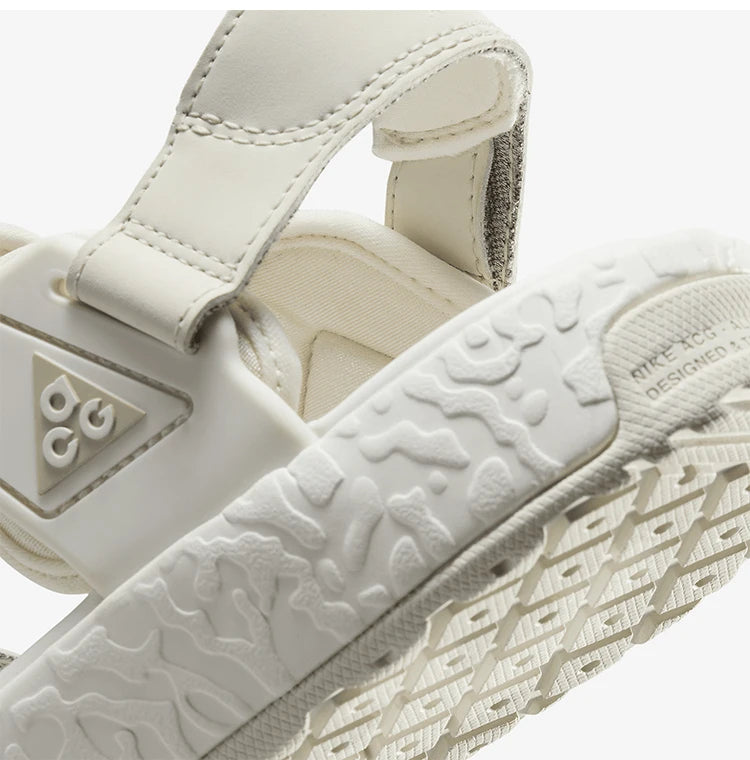 Originálne unisexové priedušné sandále Nike ACG Air Deschutz+ FN5201-300