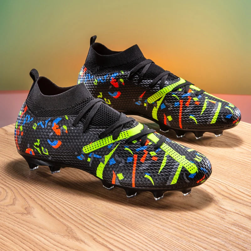 Chaussures de football mi-hautes FG pour terrain ferme, empeigne texturée imprimée graffiti, bottes de football à lacets, crampons durs transparents professionnels