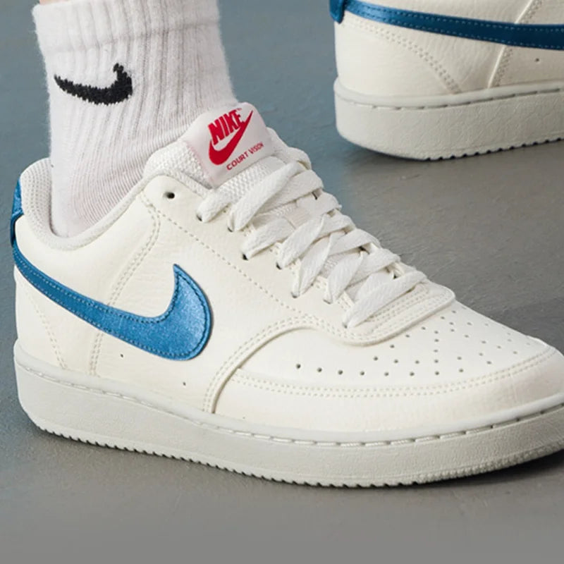 Autentiche sneakers Nike Court Vision Low da donna: minimaliste, versatili, da esterno, traspiranti e casual IM7799-133