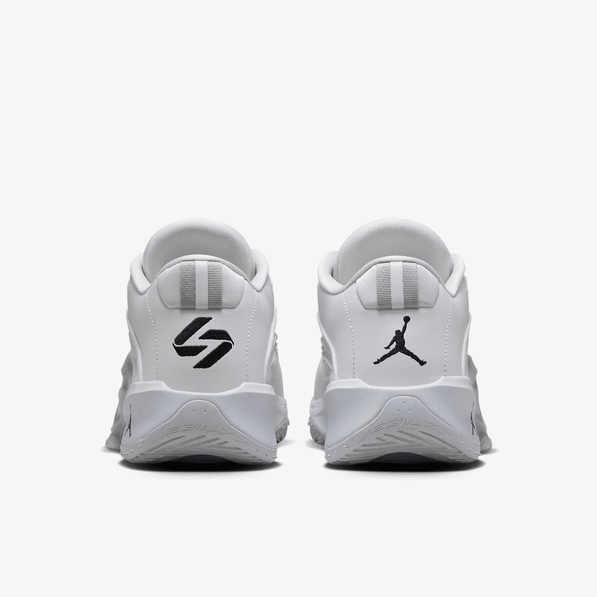 Nike Authentic JORDAN miesten pehmustetut matalavartiset koripallokengät FQ7455-106