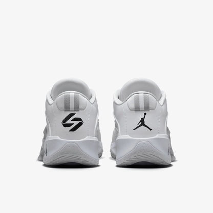 Nike Authentic JORDAN miesten pehmustetut matalavartiset koripallokengät FQ7455-106