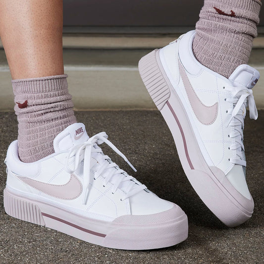 Originální nové dámské odolné nízké ležérní tenisky Nike s tlustou podrážkou DM7590-105