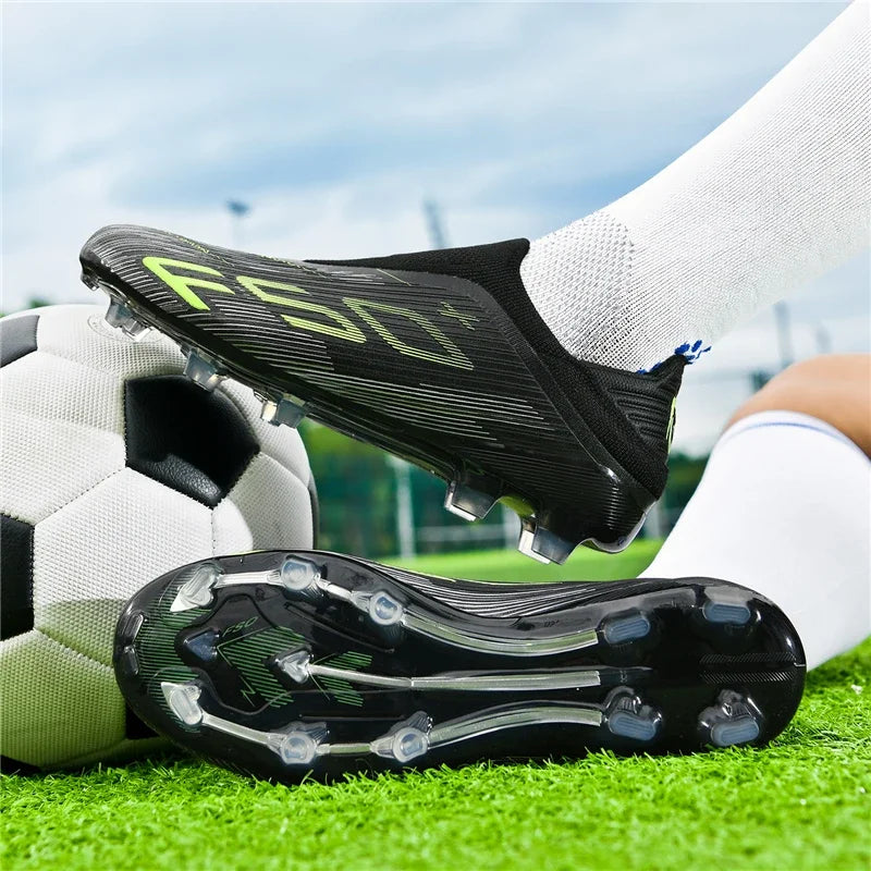 Nouvelles chaussures de football pour hommes, chaussures de futsal d'intérieur antidérapantes, crampons de match de haute qualité, chaussures de football, baskets, chaussures montantes pour terrain gazonné et extérieur