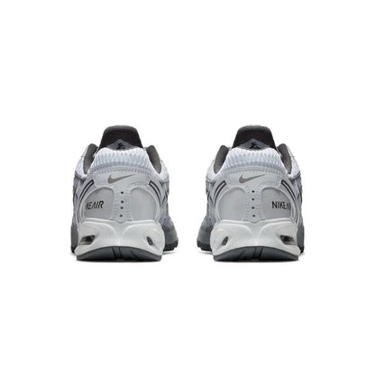 Nové lehké a odolné běžecké boty Nike Air Max Torch 4 s viditelnou vzduchovou polštářovou technologií pro každodenní dojíždění 343846-100