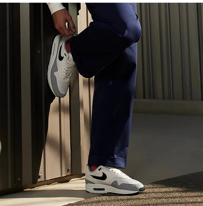 Nike alkuperäinen Air Max 1 miesten matalavartinen ilmatyynyllinen retro-urheilukenkä FD9082-002