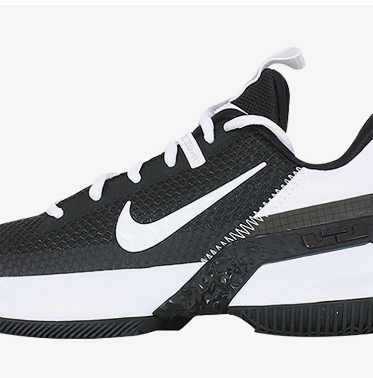 Nike Authentic Ambassador 13 LeBron Ambassador 13 miesten koripallokengät CQ9329-003