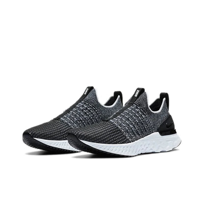 POIZON Nike React Phantom Run Flyknit 2 'Black Smoke Grey'