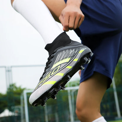 Nouvelles chaussures de football professionnelles pour hommes TF/FG, chaussures de football pour garçons, chaussures de sport unisexes à cheville haute, antidérapantes, confortables