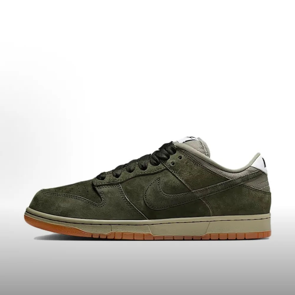 Nike Dunk SB Unisex Skateboarding Shoes Classic Retro Style Padded Collar BQ6817-302