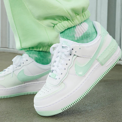Nike ægte AIR FORCE 1 klassiske sneakers til kvinder med tyk sål og lavt skaft FZ3773-100