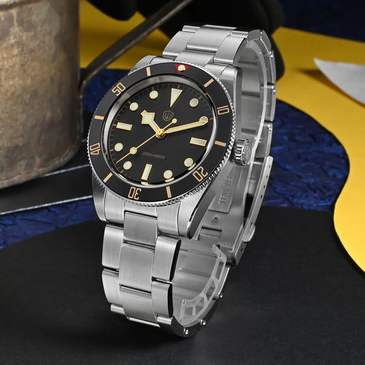 Herrenuhr aus Edelstahl, Edelstahl 316L, Gehäuseform: rund