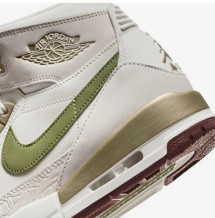 Nike:n aidot Air Jordan -miesten korkeavartiset, kestävät vapaa-ajan kengät HF0745-131