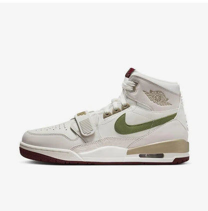 Nike:n aidot Air Jordan -miesten korkeavartiset, kestävät vapaa-ajan kengät HF0745-131