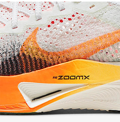 Nike Authentic ZOOMX VAPORFLY Unisex-juoksukengät, pehmustetut ja kevyet, FV3633-081