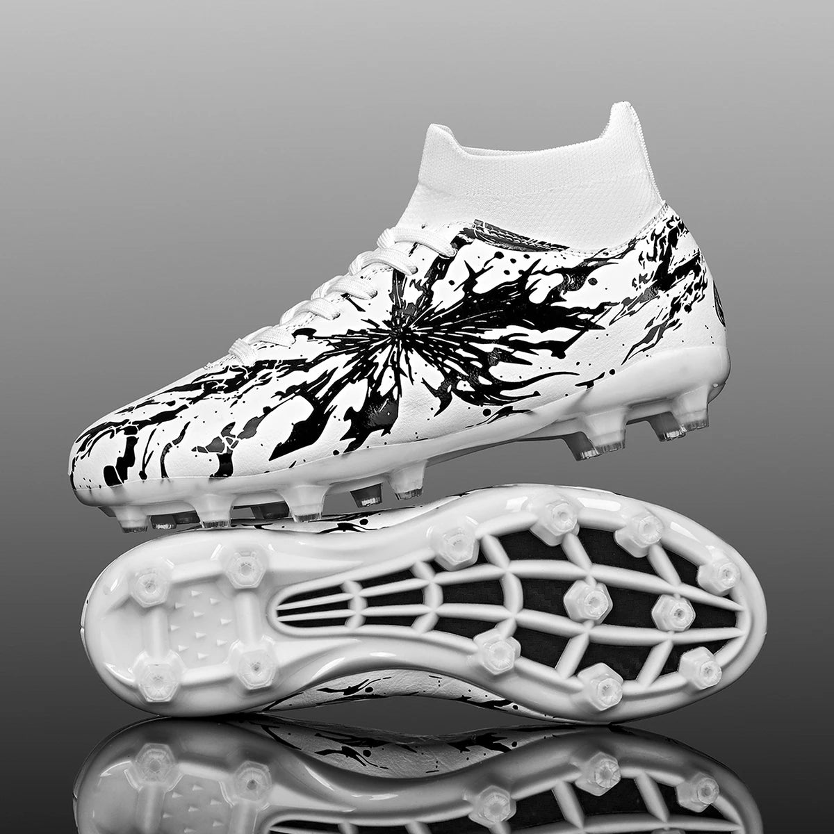 Chaussures de football pour adultes AG FG pour terrain ferme, crampons flexibles en PU à haute traction pour hommes, pour les matchs de football en extérieur et l'entraînement.