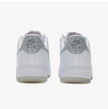 Sneakers casual minimaliste classiche da donna Nike, nuove e originali, HQ3461-191