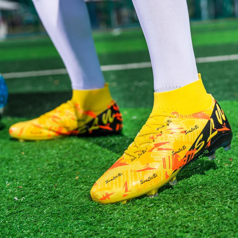 Sapatilhas de futebol de marca e estilo para homem e mulher, botas profissionais de campo, tamanho grande 46, pitões longos, chuteiras de futebol para homem