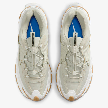 Nike Authentic Zoom Vomero Roam naisten kulutusta kestävät urheilukengät HQ2181-100