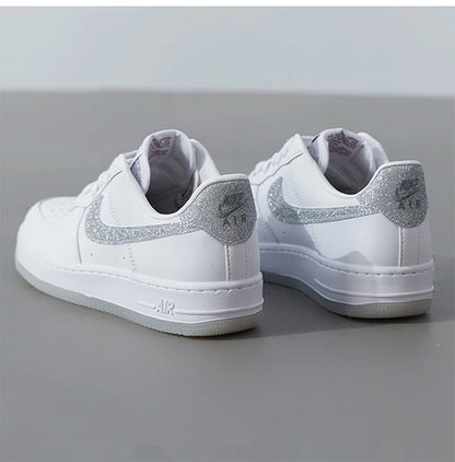 Sneakers casual minimaliste classiche da donna Nike, nuove e originali, HQ3461-191