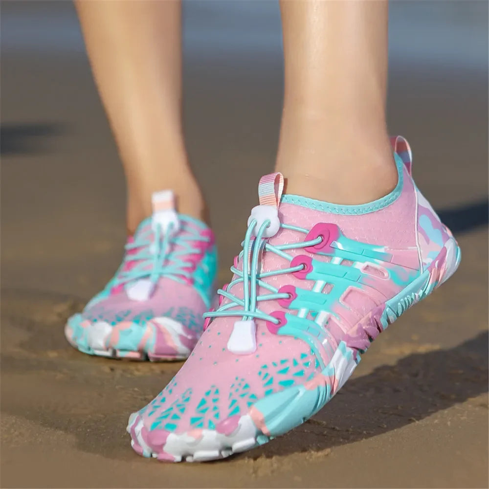 Men's and women's water shoes, upstream wading swimming barefoot five-finger aqua shoes, colorful beach seaside light unisex sneakers new