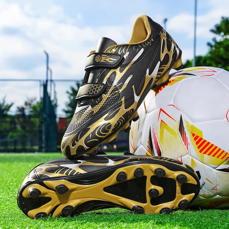 Nouvelles chaussures de football pour enfants et étudiants, ultralégères, pour jeunes garçons, chaussures de football professionnelles, crampons antidérapants, chaussures d'entraînement sur gazon