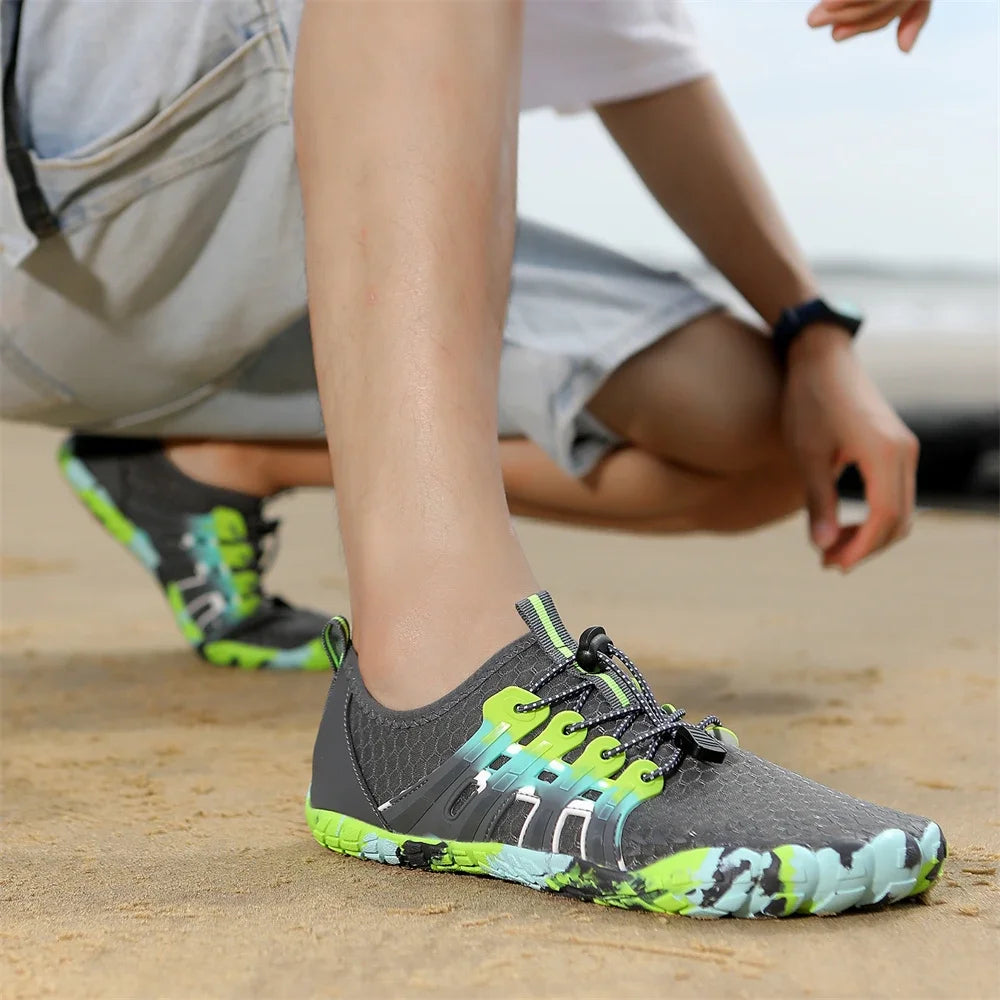 Men's and women's water shoes, upstream wading swimming barefoot five-finger aqua shoes, colorful beach seaside light unisex sneakers new