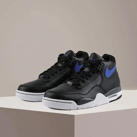 Nike Flight Legacy Mid-Top Retro -koripallokengät, joissa on luistamaton, kestävä ja pehmustettu rakenne – unisex BQ4212-003