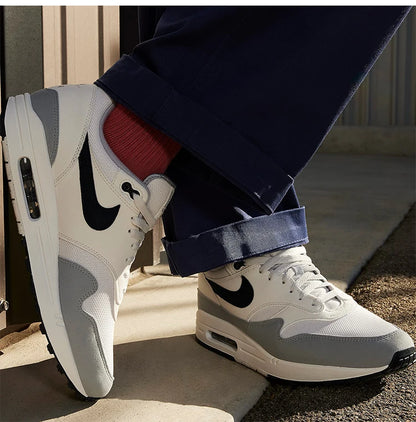 Nike alkuperäinen Air Max 1 miesten matalavartinen ilmatyynyllinen retro-urheilukenkä FD9082-002